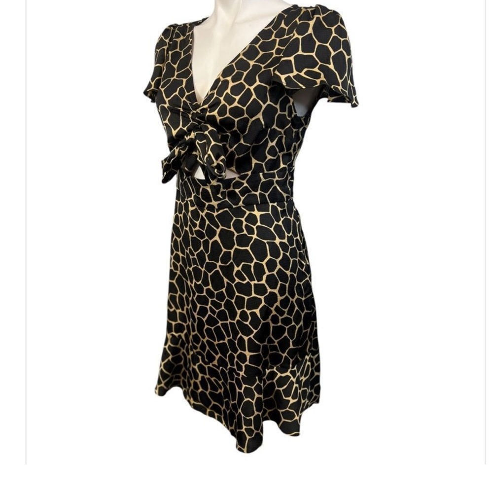 Michael Kors Georgette Cutout Animal Print Dress NWT - Picture 4 of 5